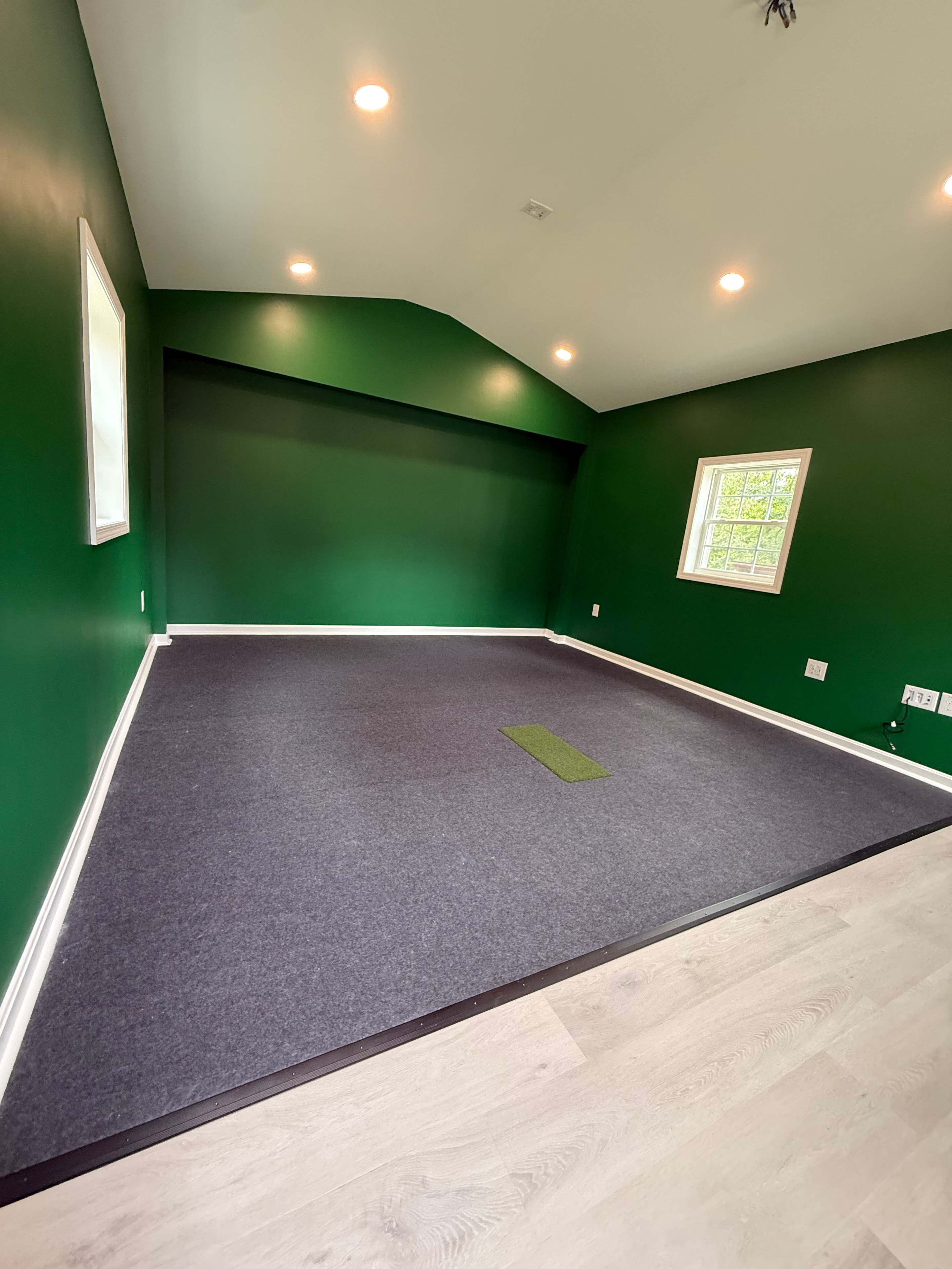 Golf simulator overhead view